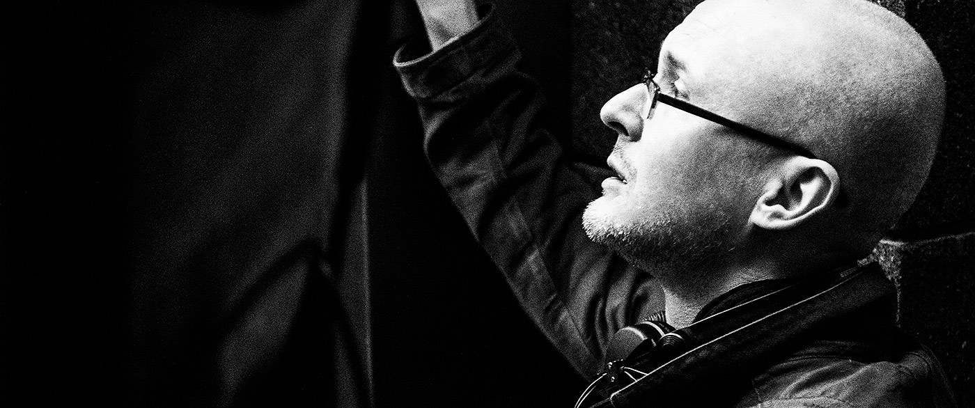 Simon Pummell looks up